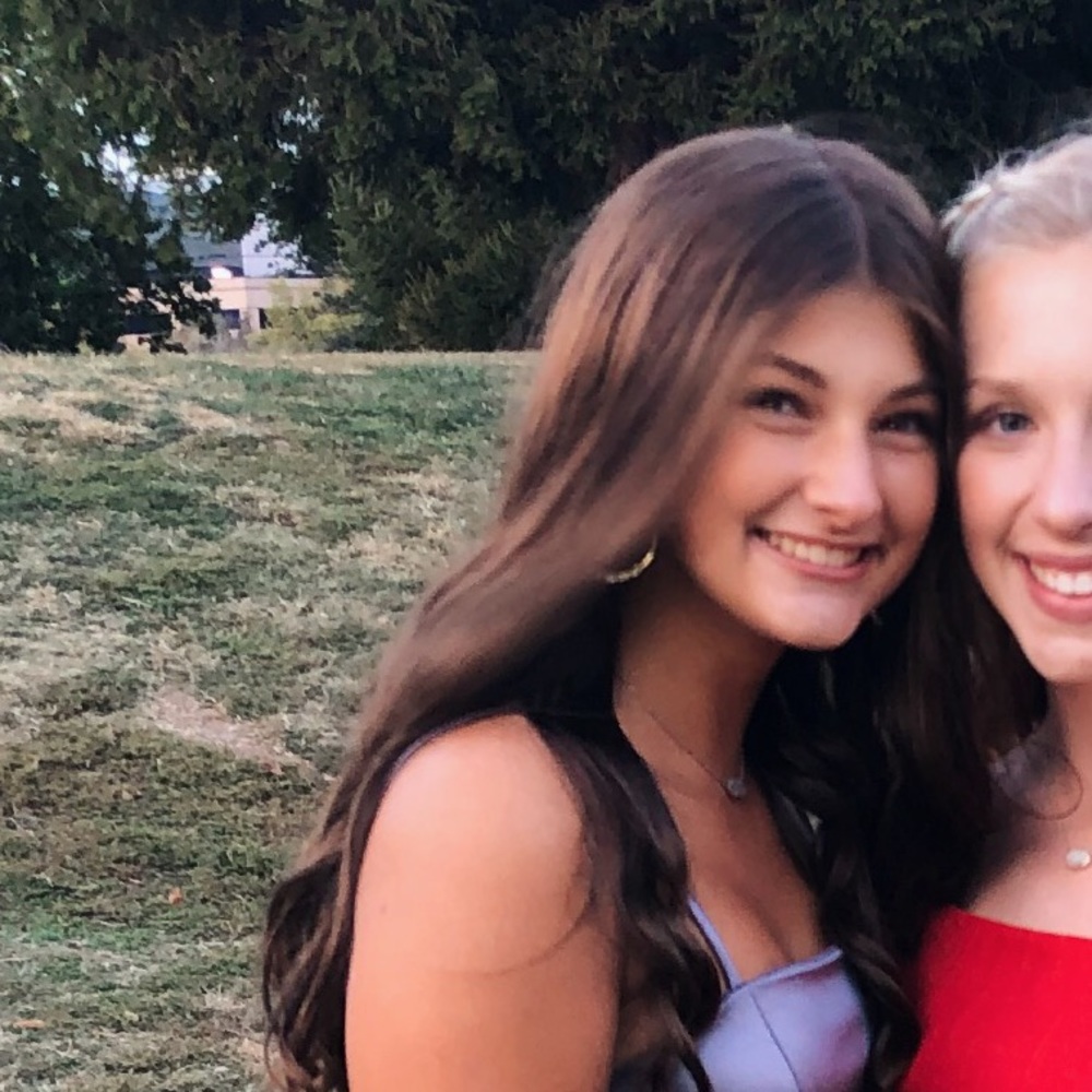 Meet your Posher, Lexie